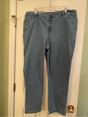 Denim 24/7 Straight Leg Jeans   (103)